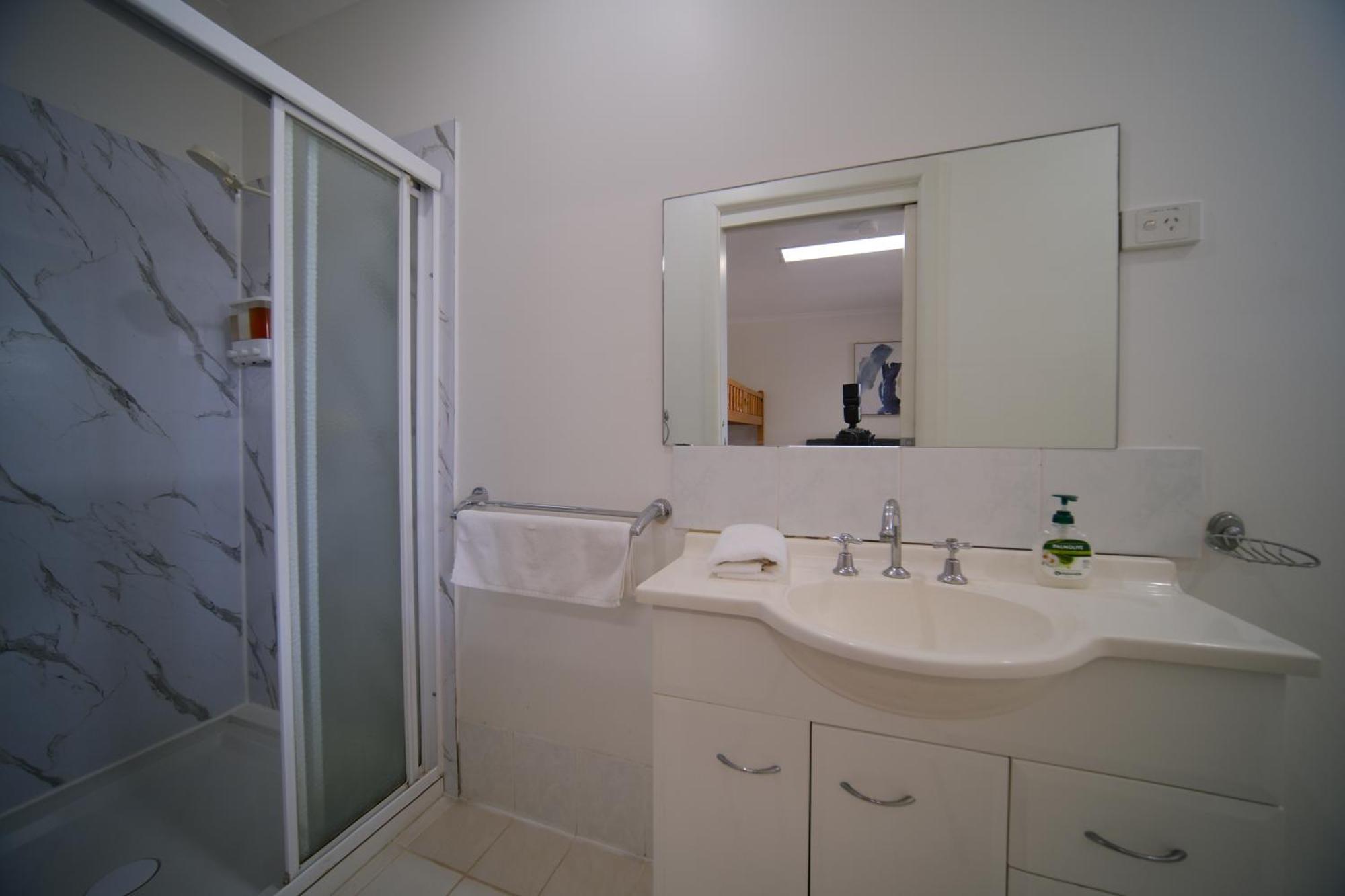 Golf Place Inn Wollongong Primbee ภายนอก รูปภาพ